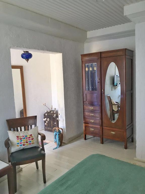 Hotel Dimitri Ada Evi & Restaurant à İmroz Extérieur photo